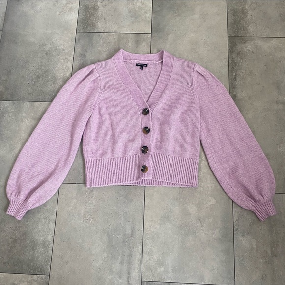 Who What Wear Sweaters - Who What Wear purple lilac cropped knit cardigan sweater M